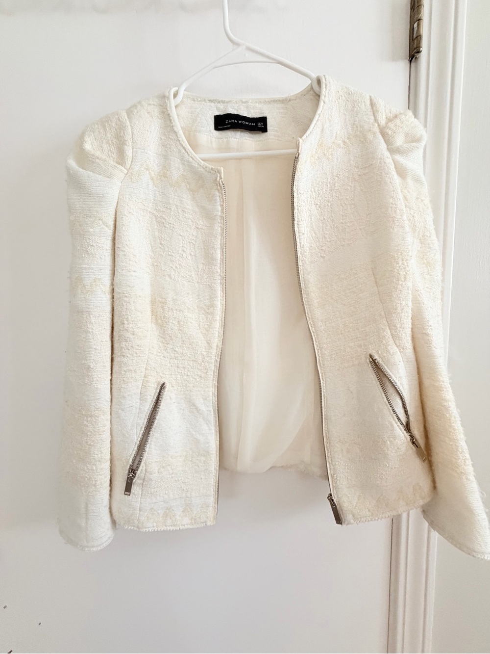 Zara Cream Bouclé Zip-Front Collarless Jacket
